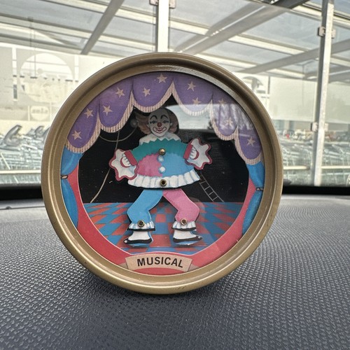 Musical box clown - musical,
