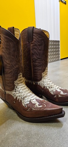 Sendra python leather - python,
