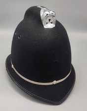 Britischer Bobby Helm