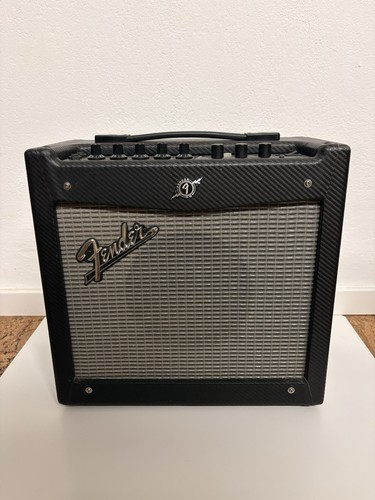 Fender mustang 20w - mustang, modeling