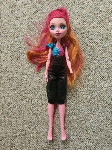 Monster high puppe - monster,