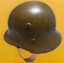 Stahlhelm, wie Wehrmacht