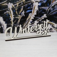 Schriftzug Winterzeit aus Holz