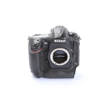 Nikon D4 + Defekt (272022)