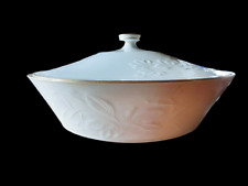 KPM Berlin Schüssel mit Deckel  Feldblume mit Goldrand  Blumen Insekten altweiss