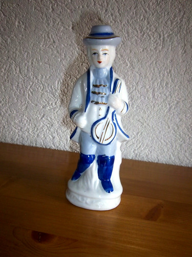 Porzellanfigur musiker mann - porzellanfigur,