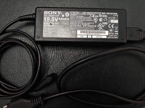 Sony adapter 5v modell - ac,