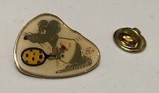 ULI STEIN FAN PIN FANARTIKEL CARTOON COMIC BUTTON  MAUS SPIELT TENNIS KÄSE RAR