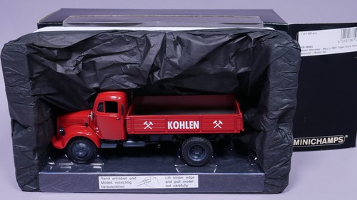 Minichamps mercedes benz - 1:43,