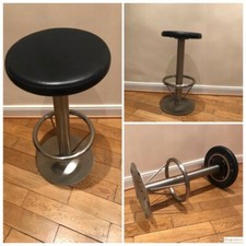 Barhocker 3er Set, Stahlbeine, blauer Ledersitz, Euro 35/Hocker, nur Abholung