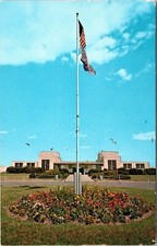 Facilites Building US Flag New