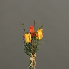 Künstliches Tulpenbündchen