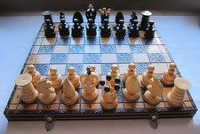 Tolles Schachspiel mit Figuren