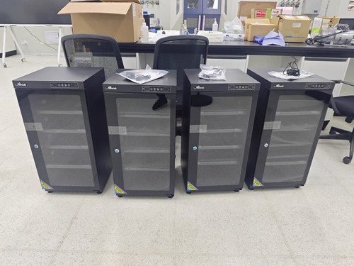 Trockenschrank kamera - trockenschrank, kamera*