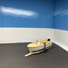 Wiking 12095 Motorboot auf Anhänger 1:87