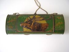 Antike Blech Botanisiertrommel / Dose Jagd Motiv Hirsch vor 1945