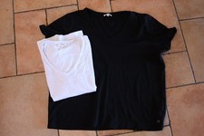 2 T-Shirts von  s.Oliver in