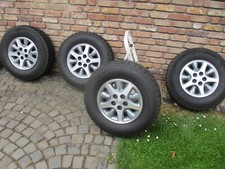 Chrysler Voyager GS Alufelgen m. 215-80/15 Reifen, fast volles ProfilLLada Niva