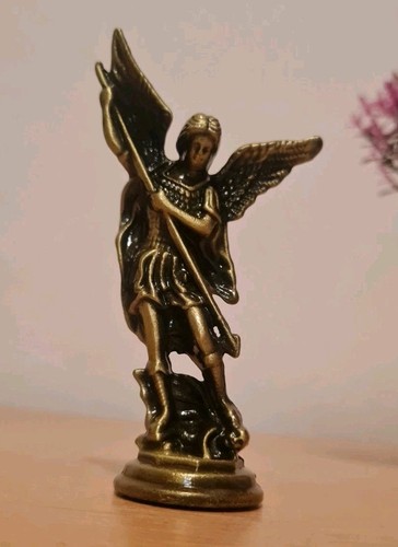 Statue figur erzengel - /,