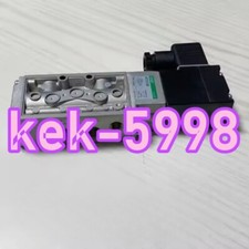 1PC NEW CKD Solenoid valve 4F210-08-DC24V #p