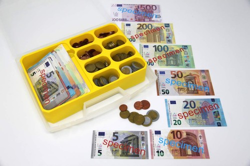 Spielgeldbox 130 scheine - spielgeldbox,