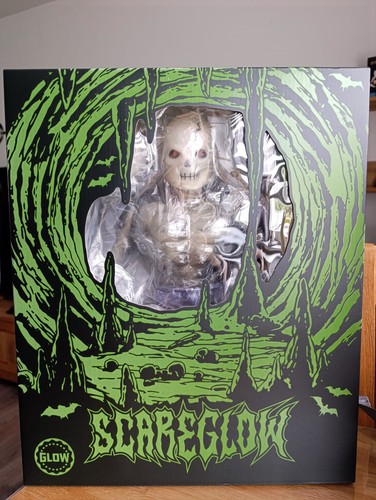 Mondo scareglow soft vinyl - soft,