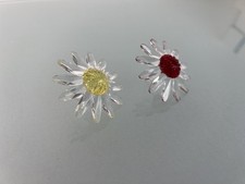 Swarovski Figuren Blumen - 2 Margeriten. je. 5 cm. gelb & rot. Top zustand. 