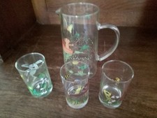 Janosch, Saftkanne mit drei Gläsern. Von Porzellan. Gebraucht wie neu .