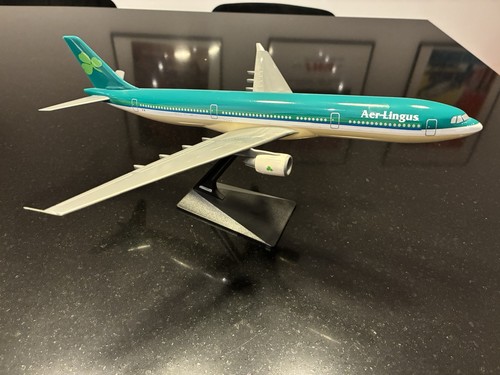 Aer lingus airbus a330 300 - aer,