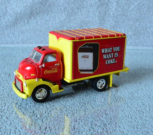 Matchbox coca cola - 1:43,