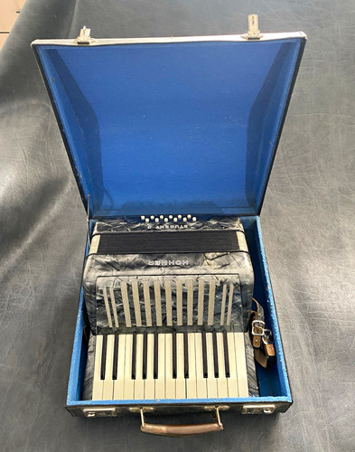 Hohner student - hohner, ii