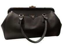 Prada "Doktortasche"