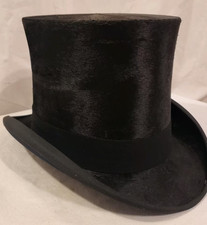 Antiker schwarzer Zylinderhut