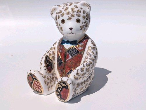 Royal crown derby - royal,