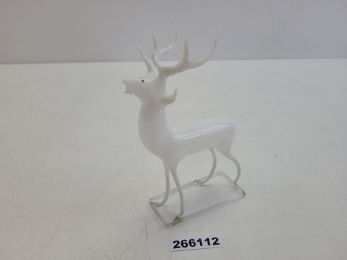 Röhrende hirschfigur lauscha - röhrende,
