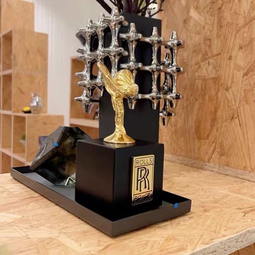 Rolls royce spirit ecstasy - rolls,