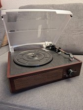 Vinyl Record Player mit