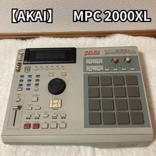 AKAI MPC2000XL Drum Machine Sampler Sampling Sequencer s1362M