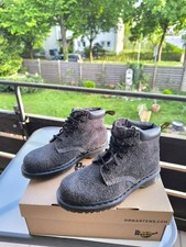 Dr. Martens 939