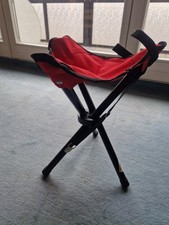 ♥♥ Faltbarer Klappstuhl ♥♥ Dreibein ♥♥ Farbe rot ♥♥