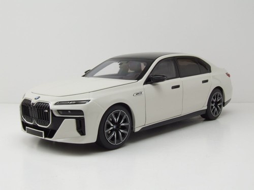 Bmw m70 2024 - i7,