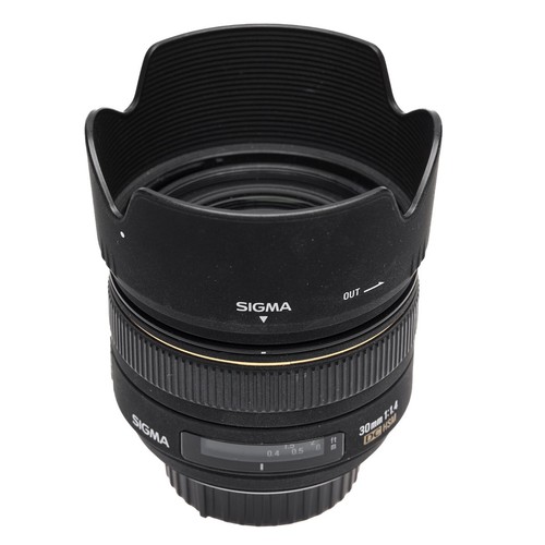 Sigma 30mm hsm art f - sigma, dc