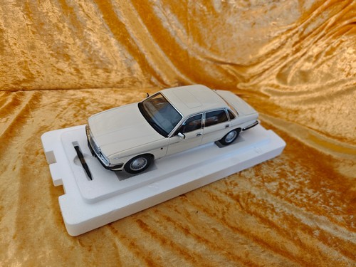 Jaguar daimler xj6 xj40 18 - jaguar, 1:18