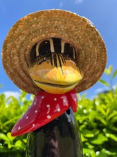 Rabe m. Strohut Vogel