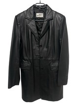 Schwarzer Ledermantel Damen