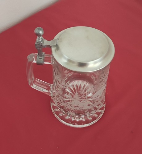 Bierkrug mit zinndeckel - bierkrug,