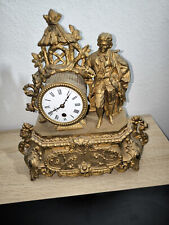** Antike Kaminuhr, Figurenuhr, Kavalier mit Blume, Louis Seize, um 1860-1870 **