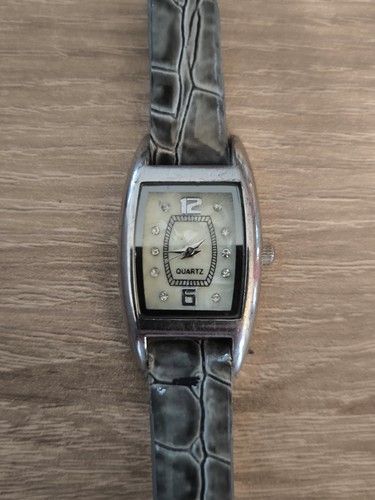 Elegante damen quarzuhr mit - elegante,