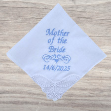 Personalisiertes Hochzeitstaschentuch - Schmetterling bestickt Taschentuch mit Schriftrolle