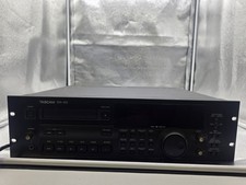 TASCAM DA-40 PROFESSIONAL